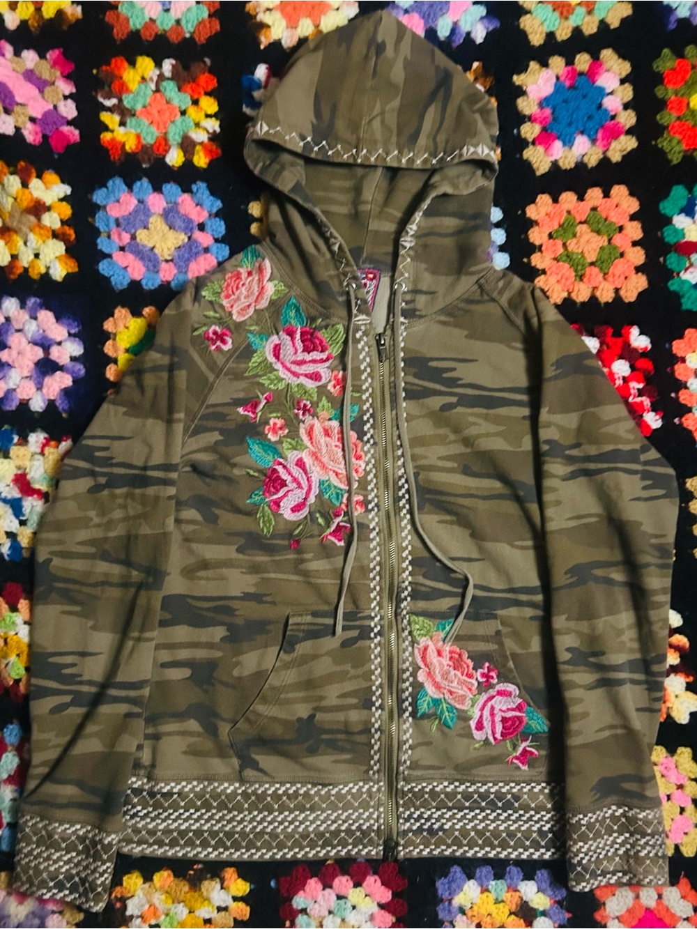 Johnny Was Los Angeles Camo Floral Embroidered Zip Hoodie sweatshirt JWLA boho